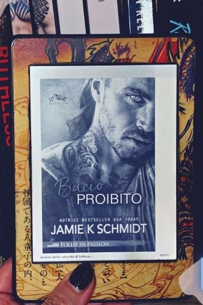 Recensione di Bacio proibito di Jamie K. Schmidt